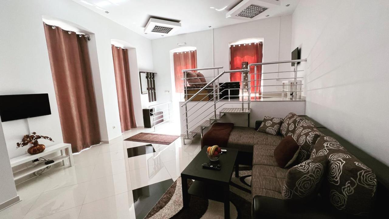 Apartmán Stan Na Dan Vrsac 1 Exteriér fotografie